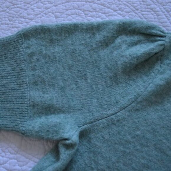 Lauren Conrad Sweater - Picture 5 of 11